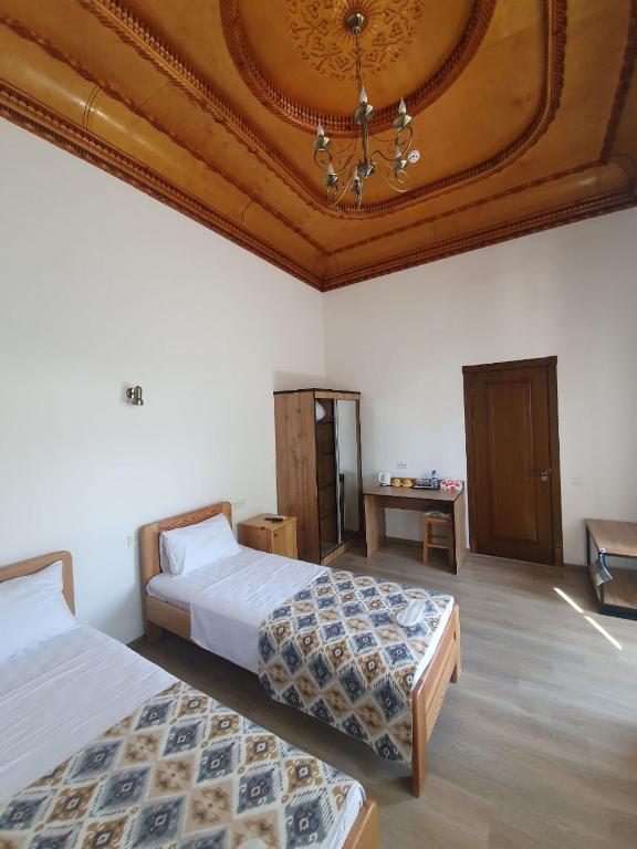 هتل چورسو این Chorsu Inn