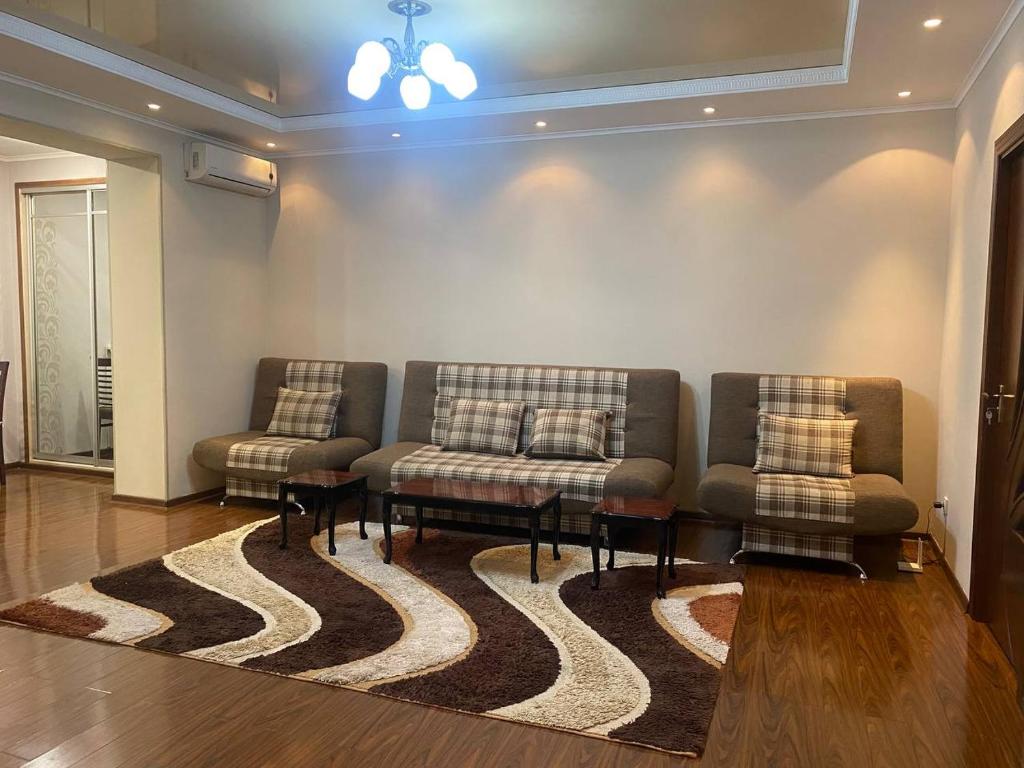 هتل کامفرتبل 2 رومز آپت این سنتر آو عشقکنت سیتی - Comfortable 2 rooms apt in Centre of Tashkent city