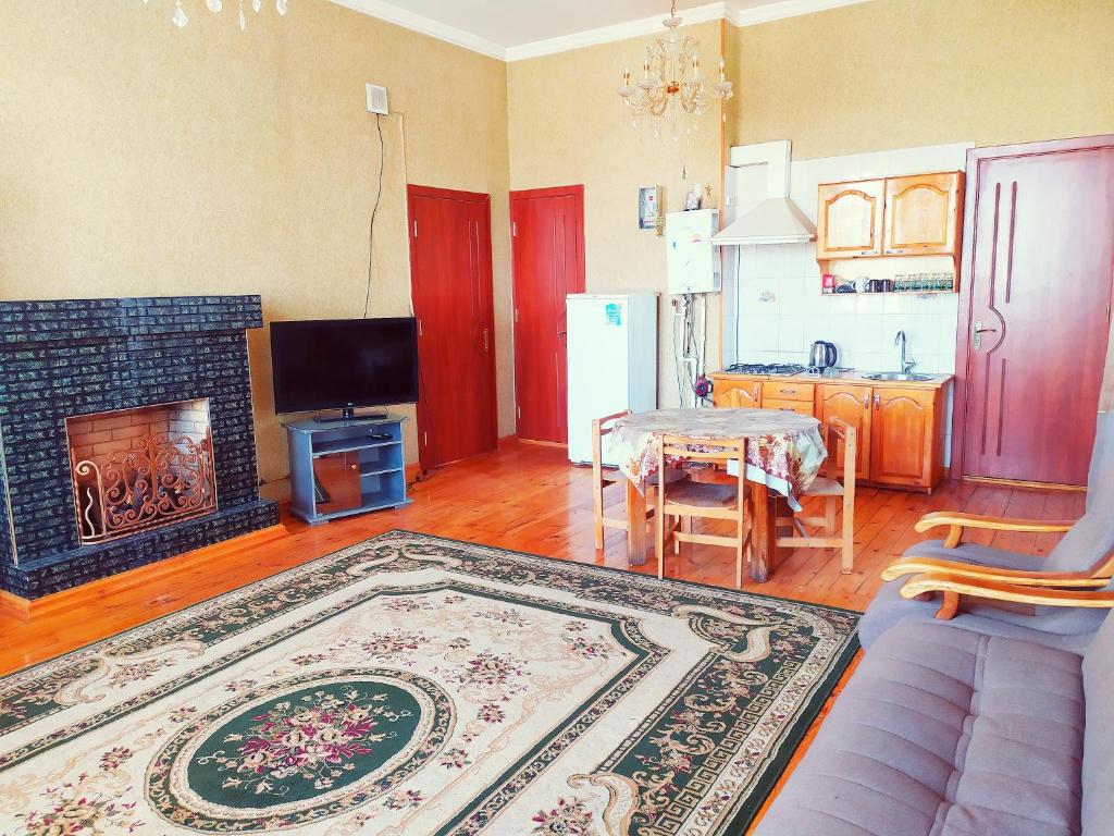 هتل کوشگاری آپارتمنت KOSHGARI APARTMENT