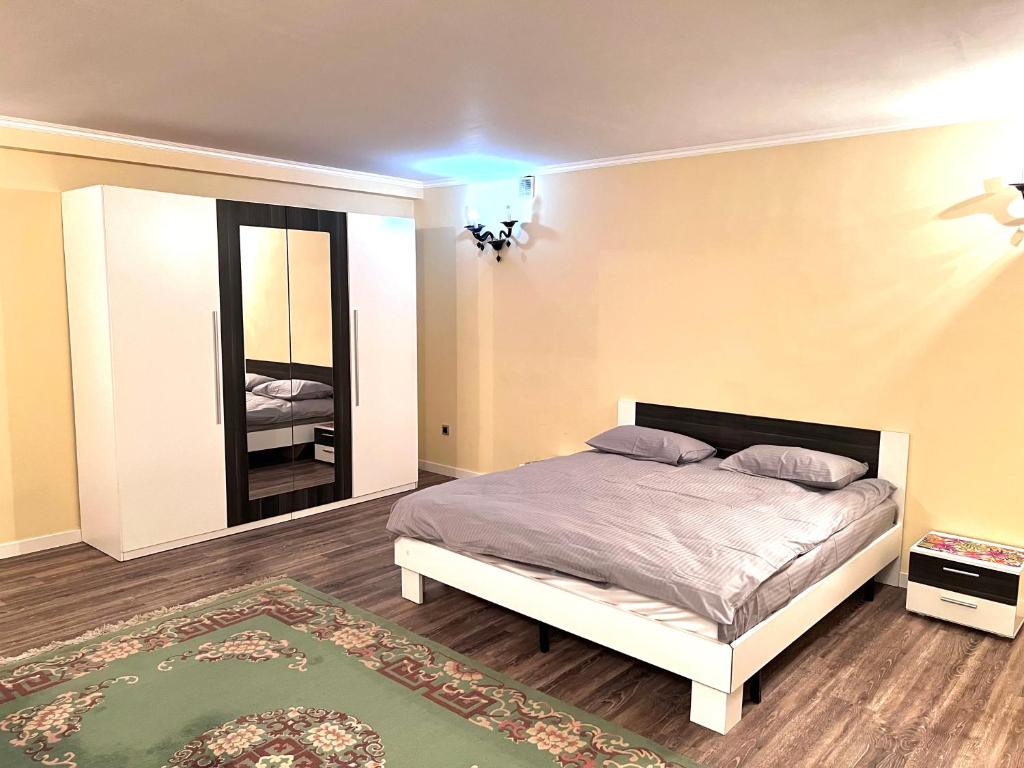 هتل استار آپارتمان - Star Apartment