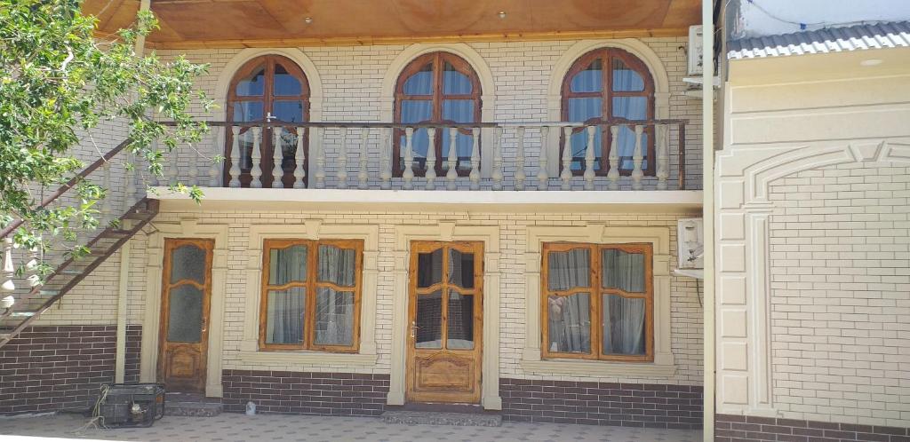 هتل گستوی دوم اویگول - Гостевой Дом Ойгул