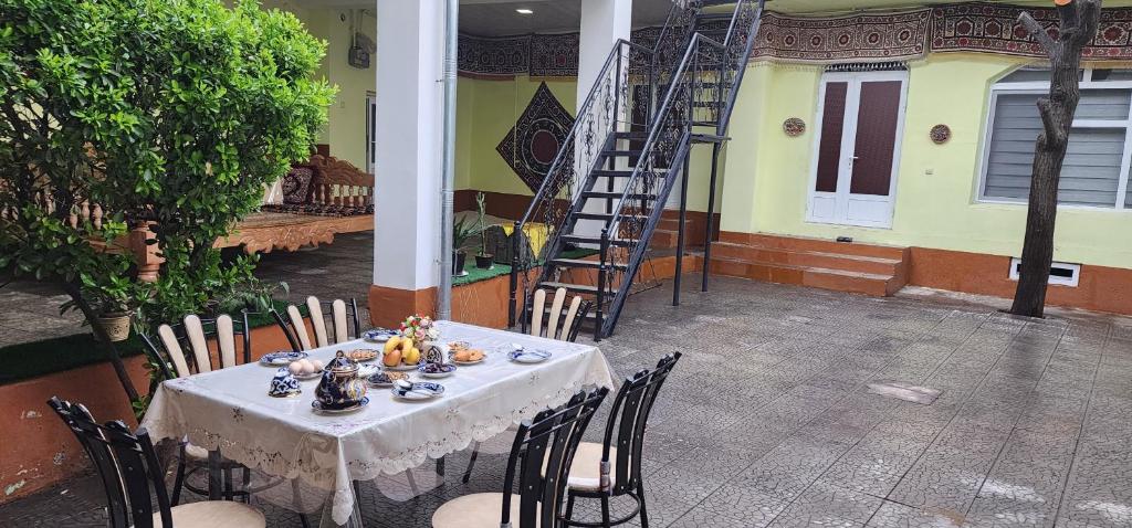 هتل امیرشوق گست هاوس AMIRSHOX GUEST HOUSE
