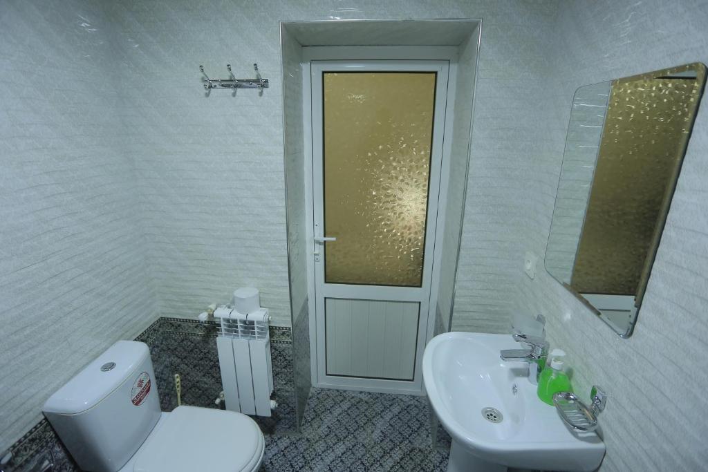 هتل رویال لاکس گست هاوس Royal lux Guest House