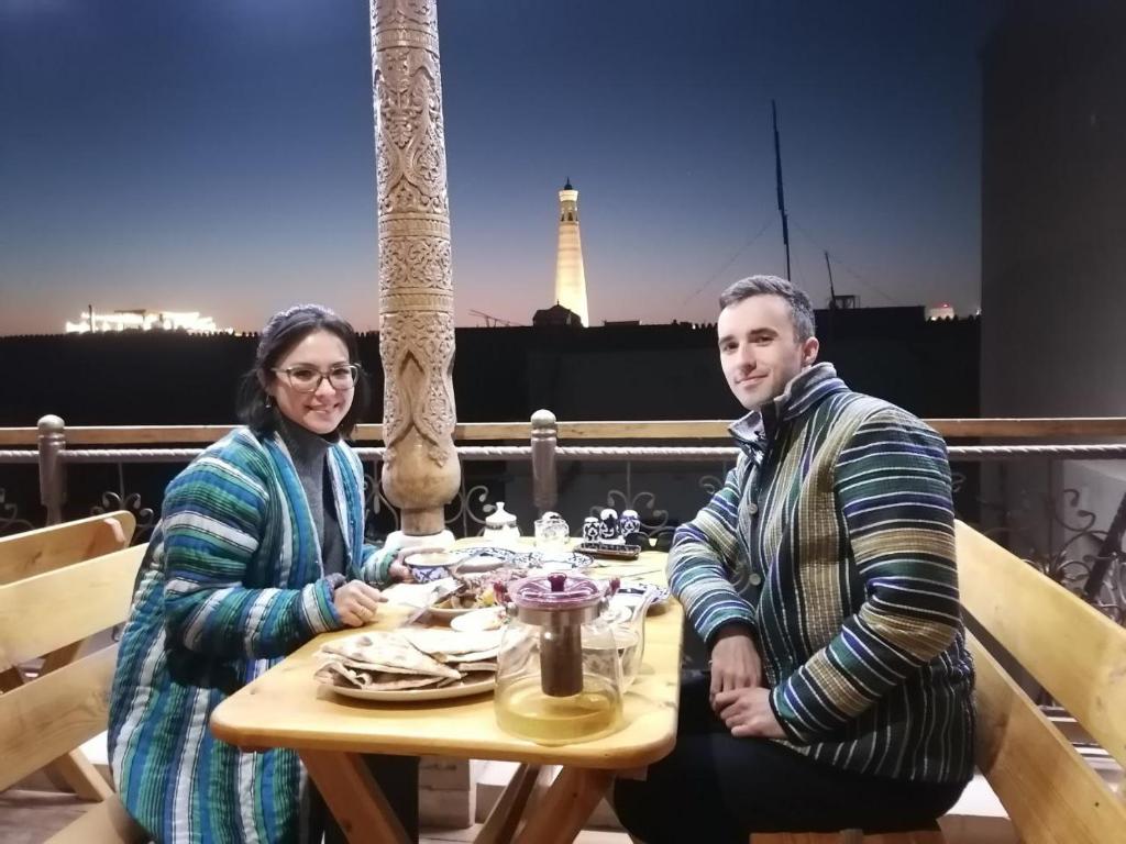 هتل گست هاوس آرت پستیندوز Guest House Art Postindoz