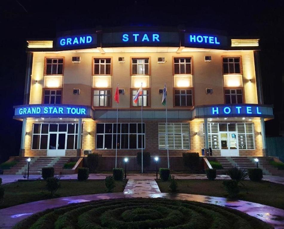 هتل GRAND STAR HOTEL (Hotel), Qarshi (Uzbekistan) Deals