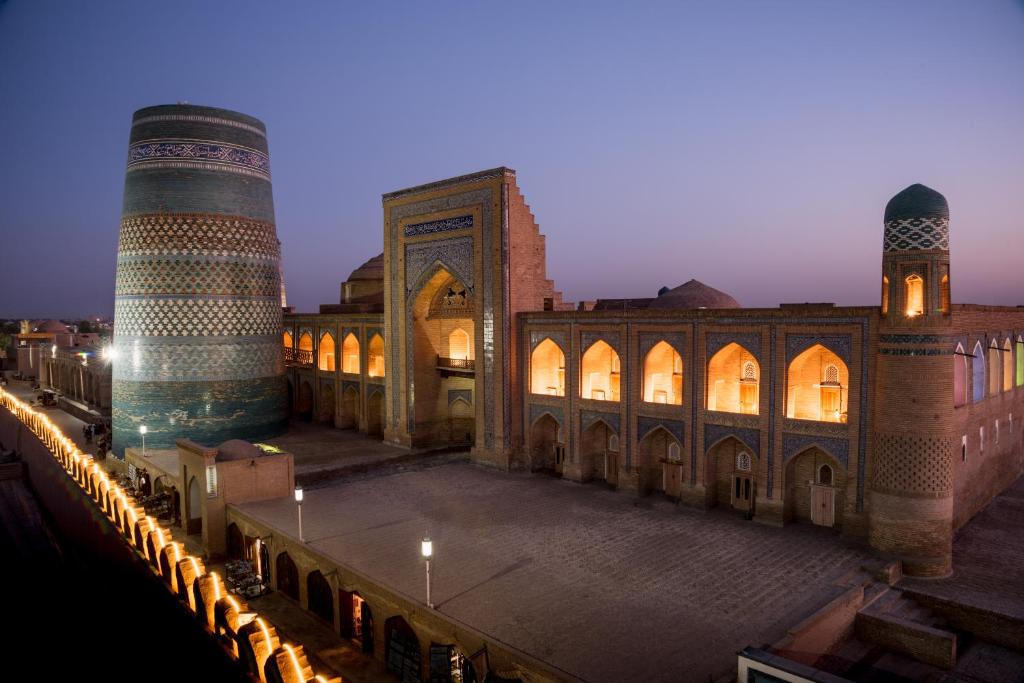 هتل Orient Star Khiva Hotel- Madrasah Muhammad Aminkhan 1855 (Hotel) (Uzbekistan) Deals