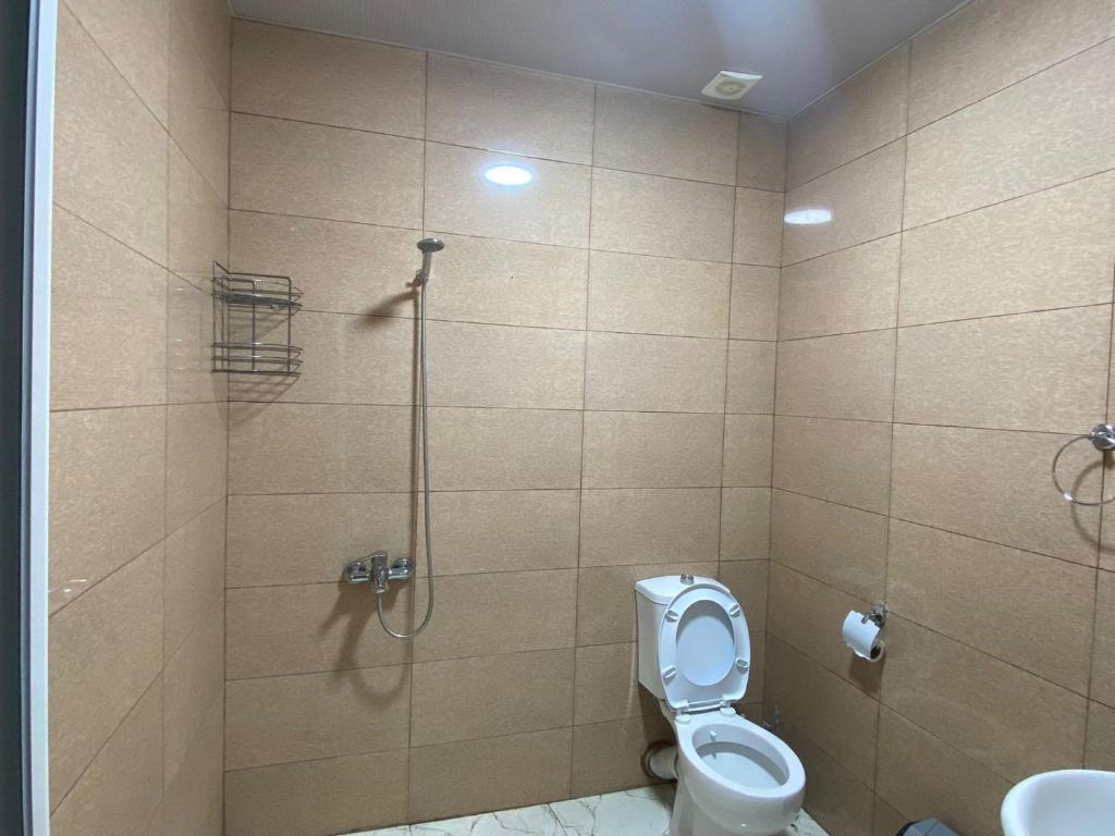هتل ایناساریضیس 16ای نکست تو د گرانمال - inasaridzis 16a next to the grandmall