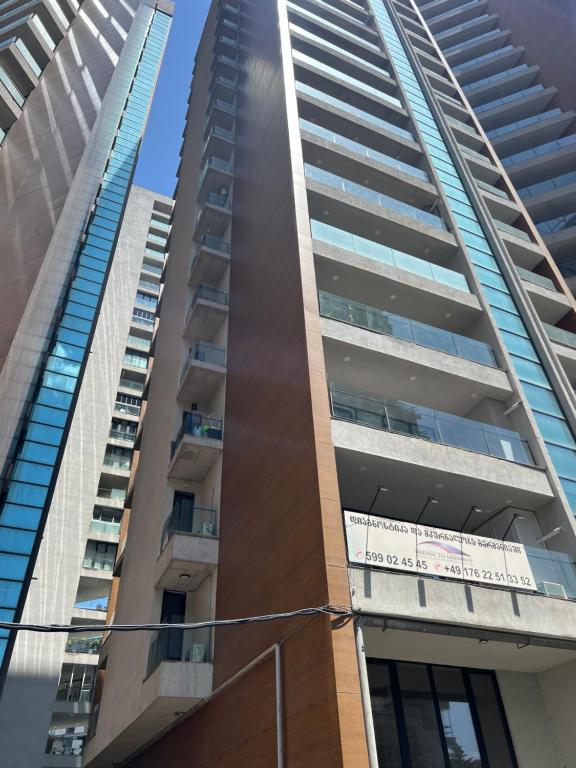 هتل اوت لوک ویک مستر بیڈروم - Outlook Vake Master Bedroom