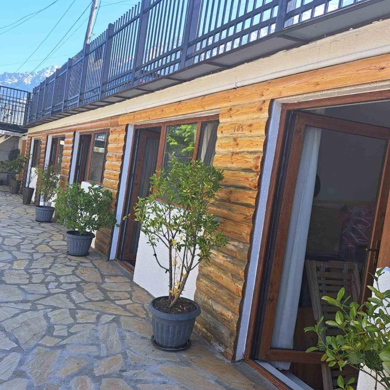 مود هتل کازبگی گاردن mood hotel kazbegi garden