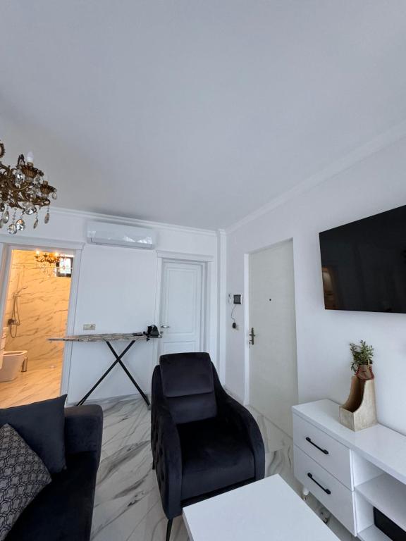 هتل ویلا ادل وایس ,,Villa Edelweiss''