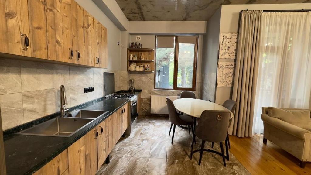 هتل کوزی آپارتمان - Cosy apartment