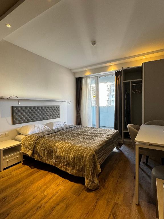 هتل آنابل آپارتمان این الاینس - Annabelle Appartment in Alliance
