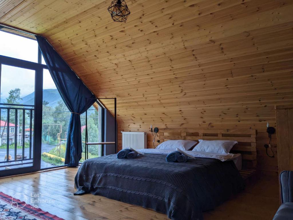 هتل کازبگی کاتج ممو Kazbegi Cottage Memo
