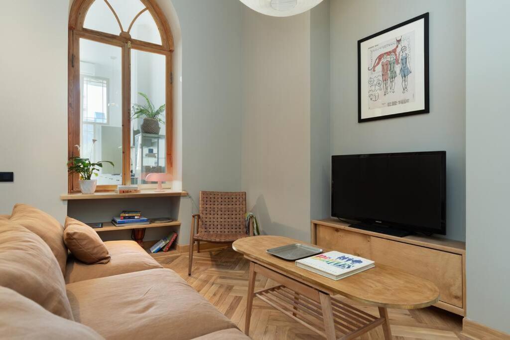 هتل آپارتماں این تیبیلیسی - Apartment in Tbilisi