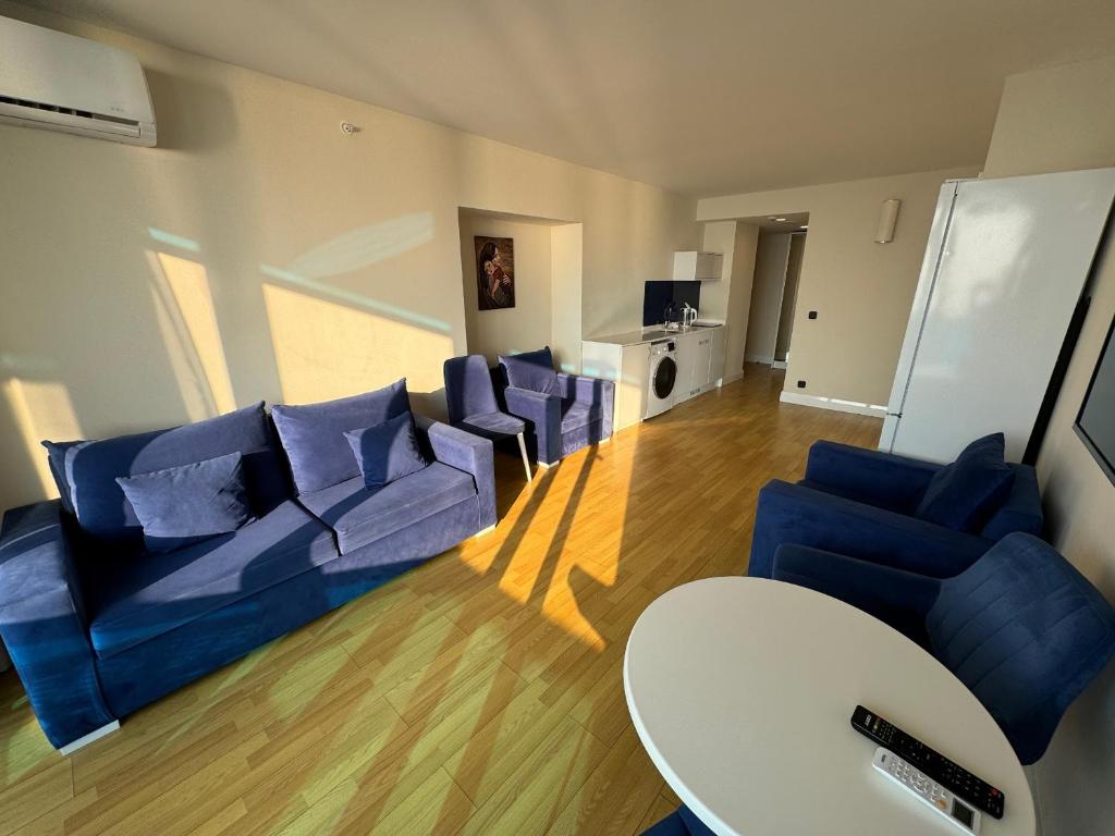 King apartments in Orbi city