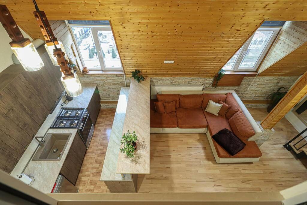 هتل کوزی سنترال 2-BR آپارتمان-بای وی هاست - Cosy Central 2-BR Apartment-By Wehost