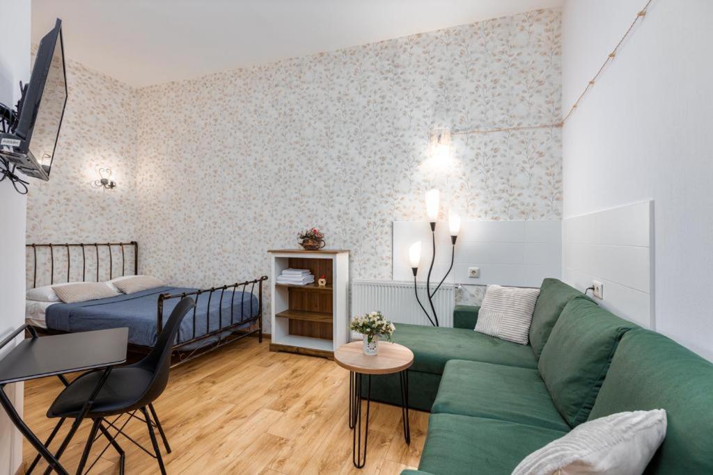 هتل کوزی کُرنر این ورا ودی نتفلیکس - Cozy Corner in Vera w/ Netflix