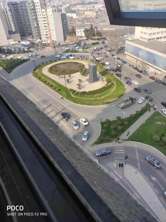 هتل آپارتمان نیئر مک‌دانلدز ساکادزه اسکوئر - Apartment near McDonalds Saakadze spuare
