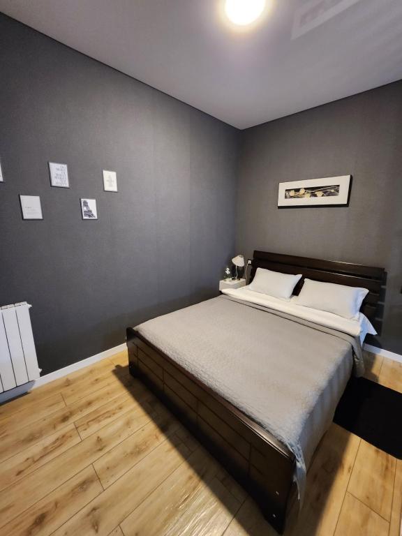 هتل استایلش آپارتمان ویت تراس - Stylish Apartment with Terrace