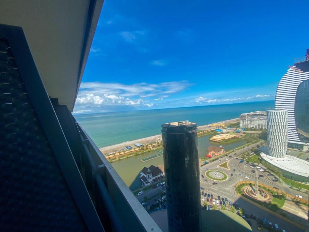 هتل اوربی سیتی سی ویو آپارتمان - Orbi City Sea View Apartment