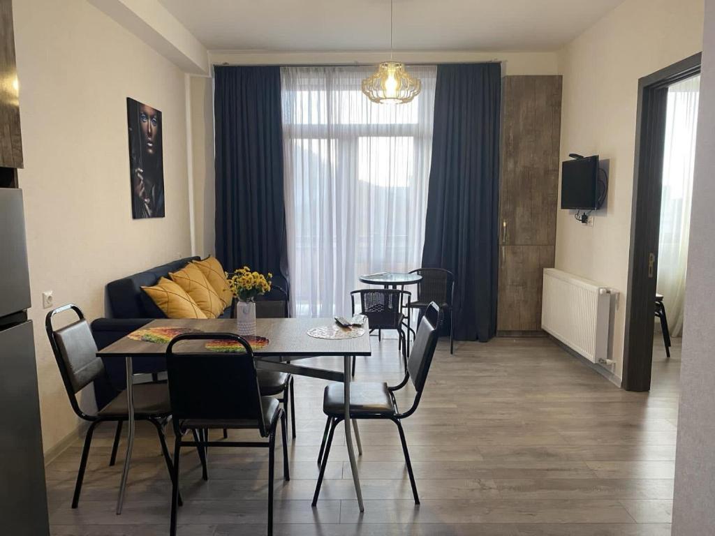 هتل با Kuriani تریالتی رزی دنس سوئیت - BAKURIANI Trialeti Residence Suite