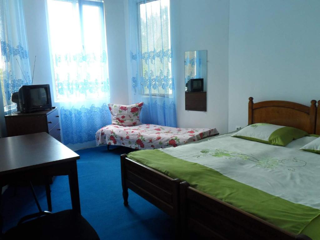 هتل ناتالیا - Hotel Natalya