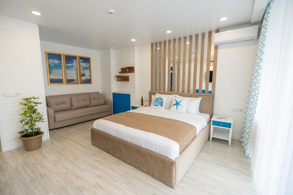 سی‌گال بیچ‌فرانت بوتیک هتل - Seagull Beachfront Boutique Hotel