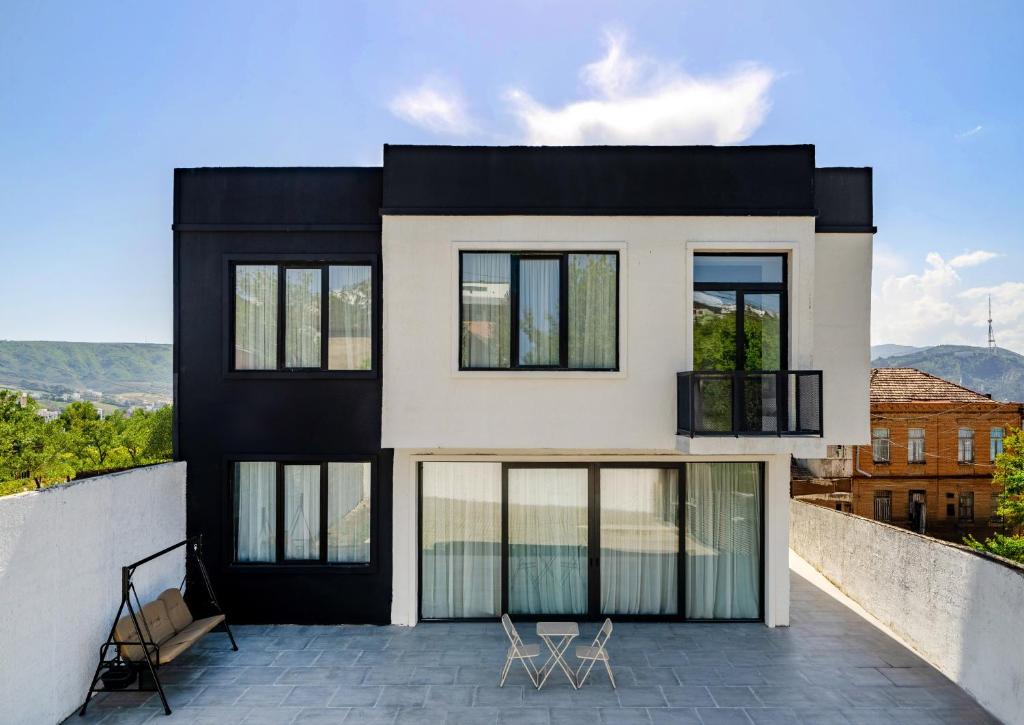 هتل نیابی 3 بیود رومز آپارتمانز - Niabi 3 beadrooms apartments