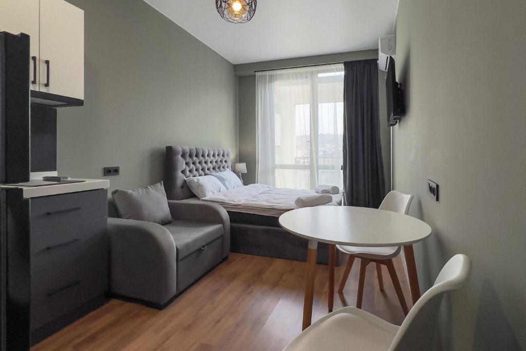 هتل وی آی پی آپارت ۷۵۲ - VIP apart 752
