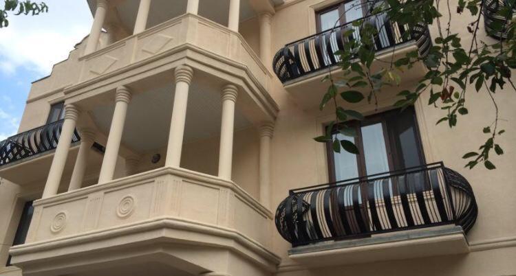 هتل وی آی پی آپارت 686 - VIP apart 686
