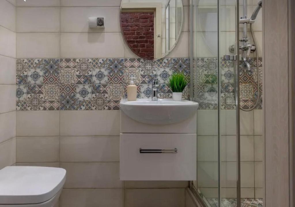 هتل وی آی پی آپارت 642 - VIP apart 642