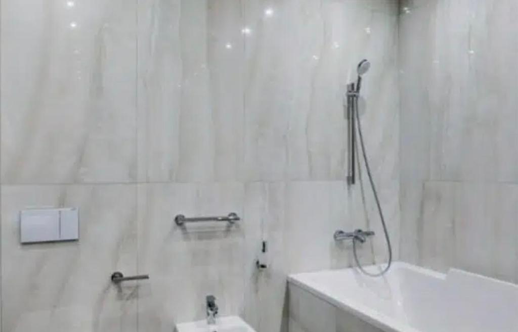 هتل وی آی پی آپارت 606 - VIP apart 606