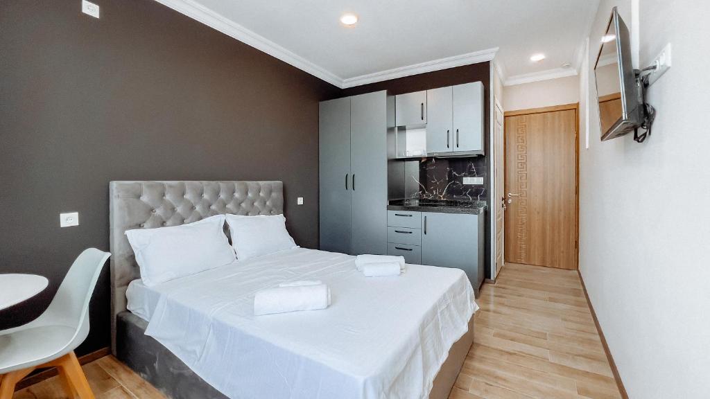 هتل وی آی پی آپارت 561 - VIP apart 561