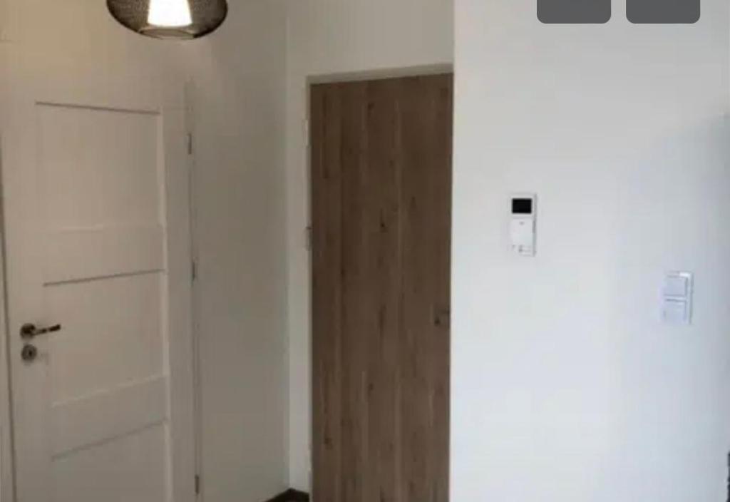 هتل وی آی پی آپارت 557 - VIP apart 557