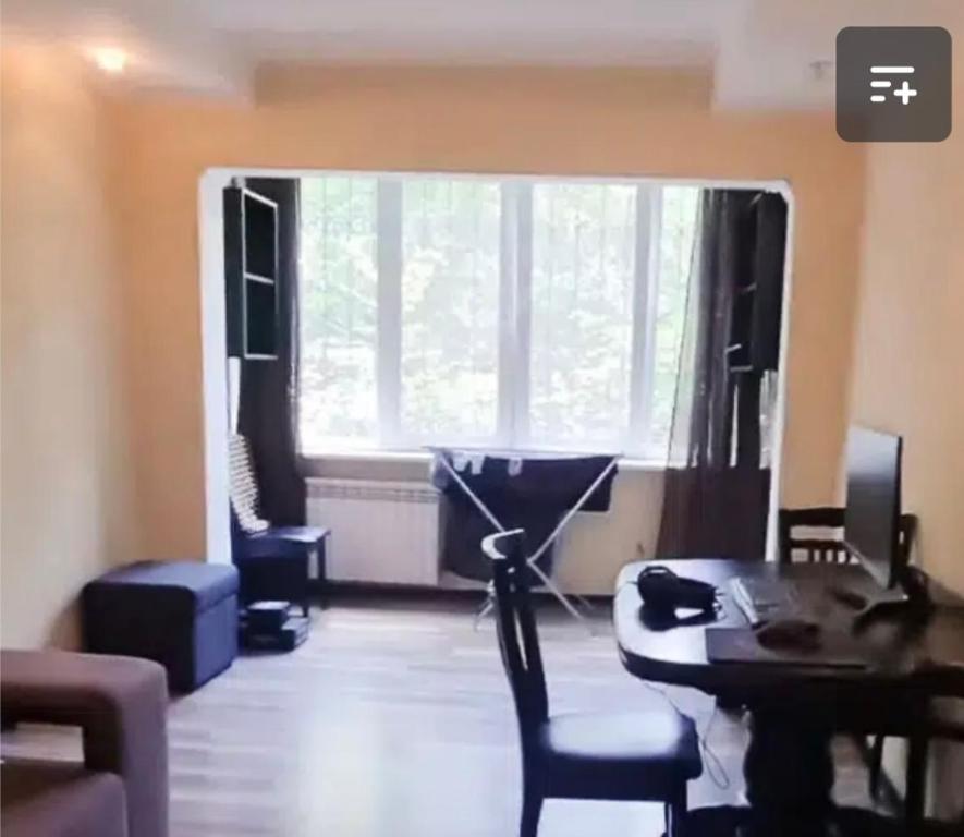 هتل وی آی پی آپارت 523 - VIP apart 523