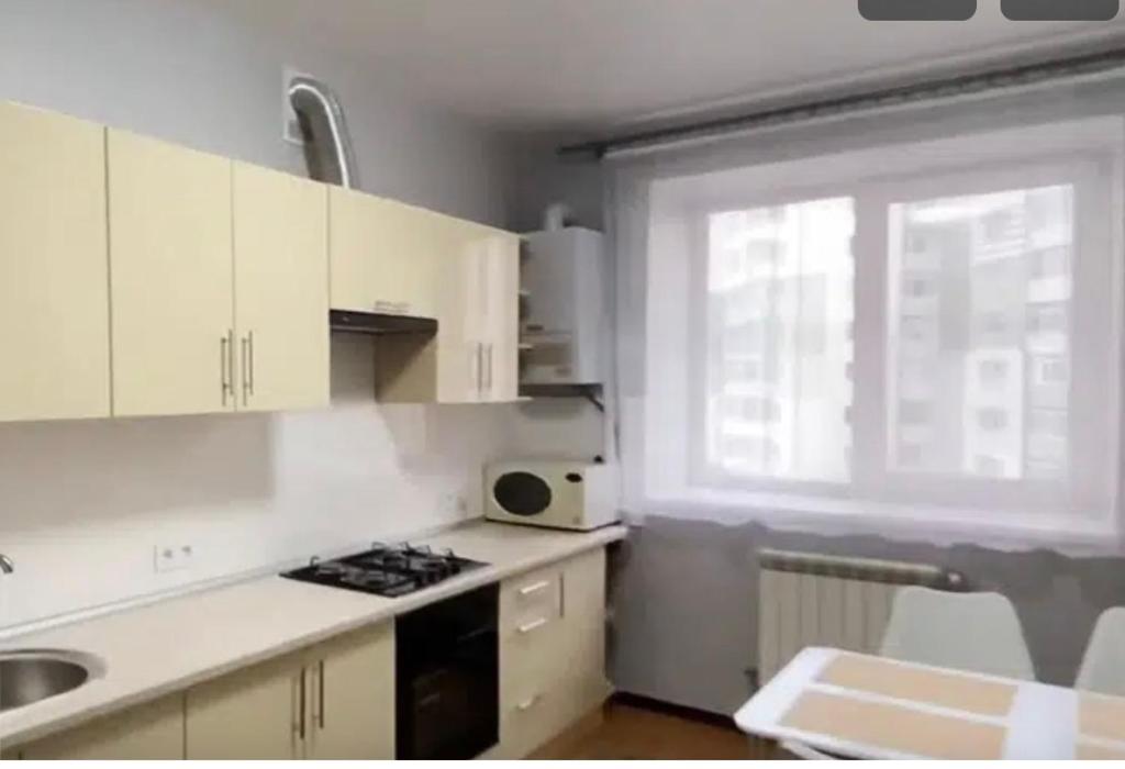 هتل وی آی پی آپارت 517 - VIP apart 517