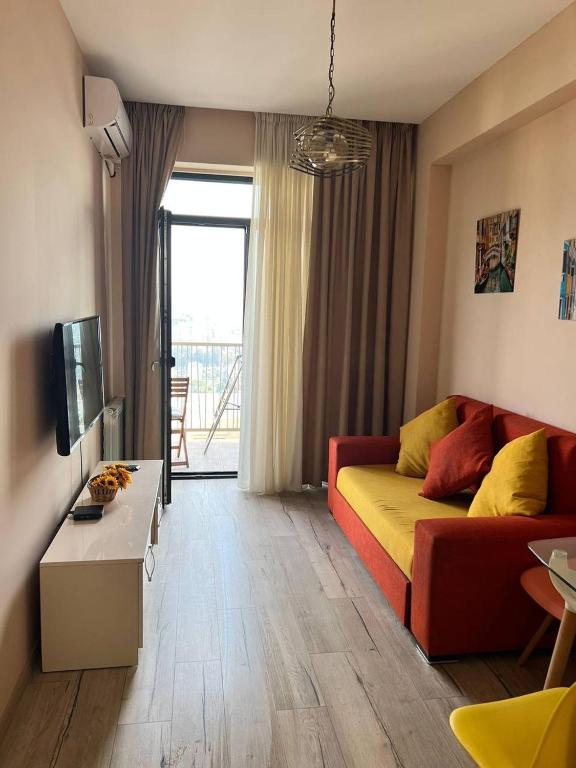 هتل وان-بدرووم آپارتمان این سابورتالو دیستریکت - One-Bedroom Apartment in Saburtalo District