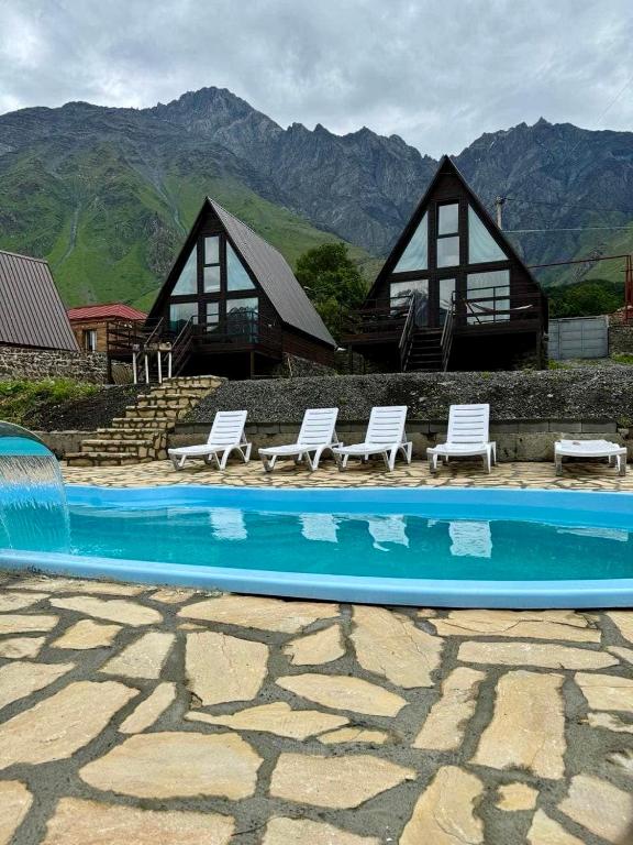 هتل مورنینگ استار کازبگی Morning Star Kazbegi