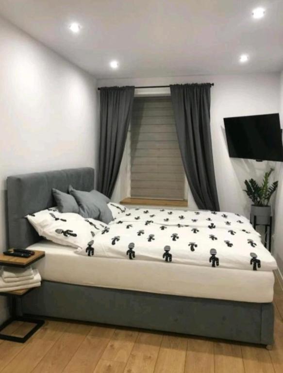 هتل وی آی پی آپارت 376 - VIP apart 376
