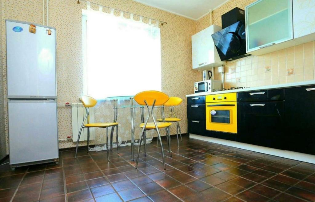 هتل وی آی پی آپارت 364 - VIP apart 364
