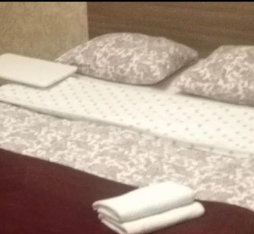 هتل وی آی پی اپارت 358 - VIP apart 358