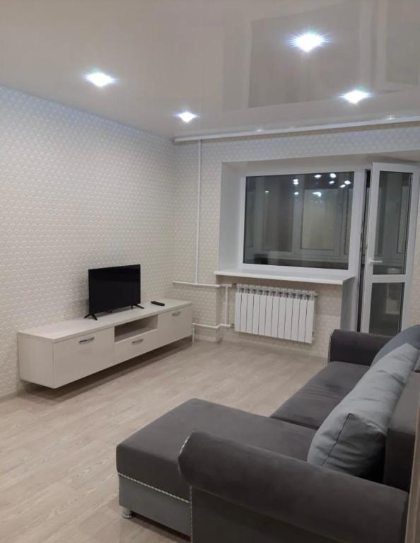 هتل وی آی پی آپارت 342 - VIP apart 342