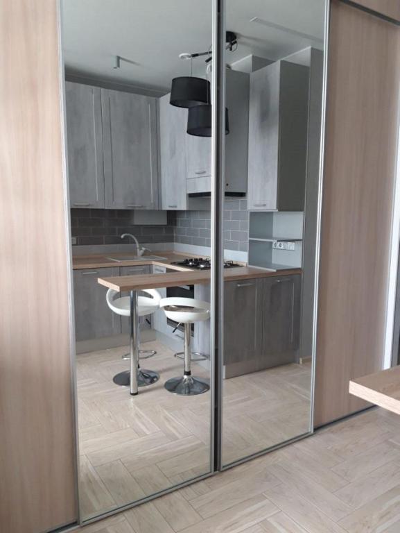 هتل وی آی پی آپارت 273 - VIP apart 273