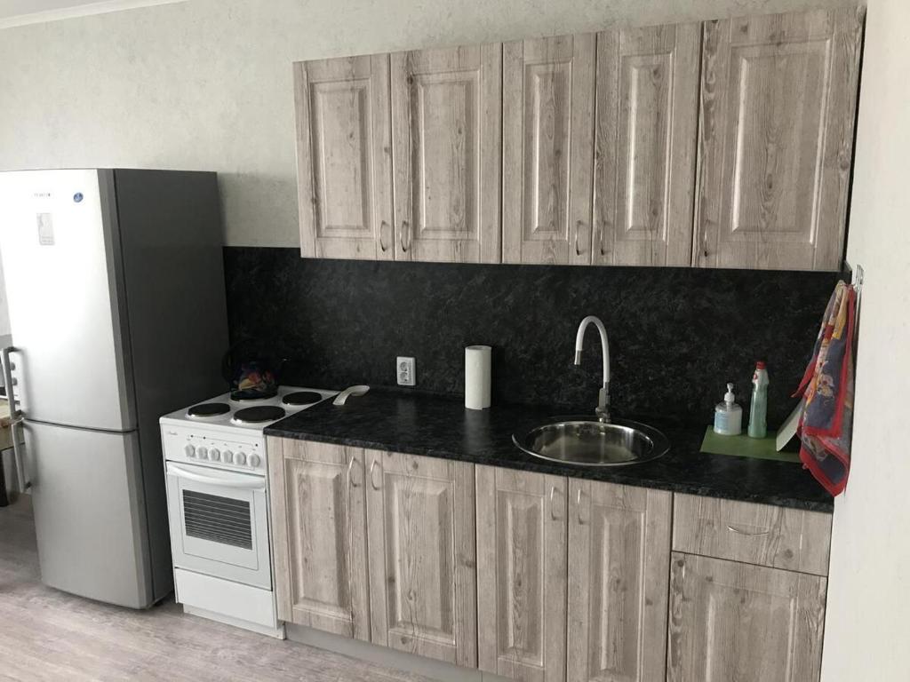 هتل نیو ویپ آپارت 214 - New Vip Apart 214