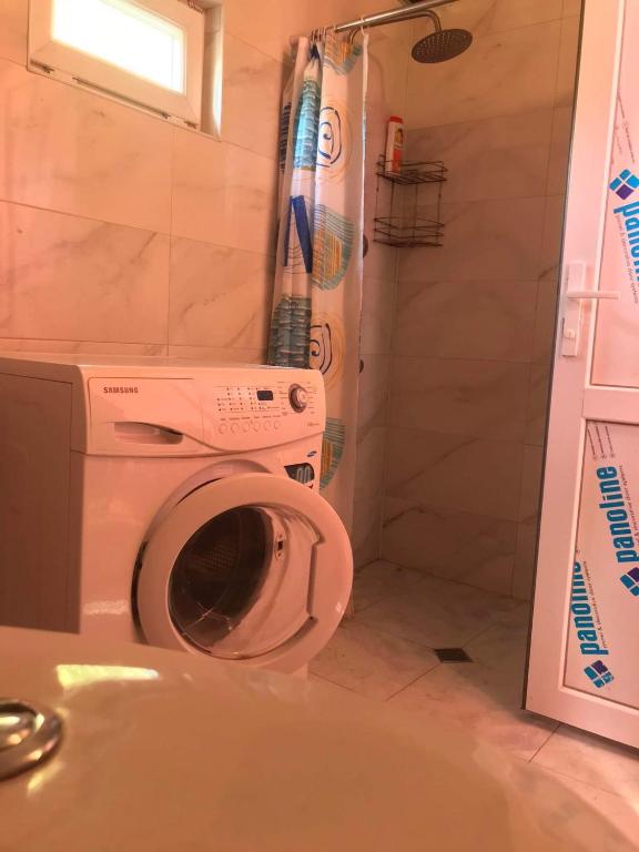 هتل گست هاوس نانا Guest house Nana