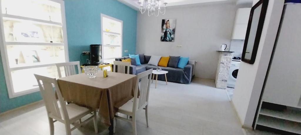 هتل آپارتمنت این اولد تیبیلیسی - Apartment in old Tbilisi