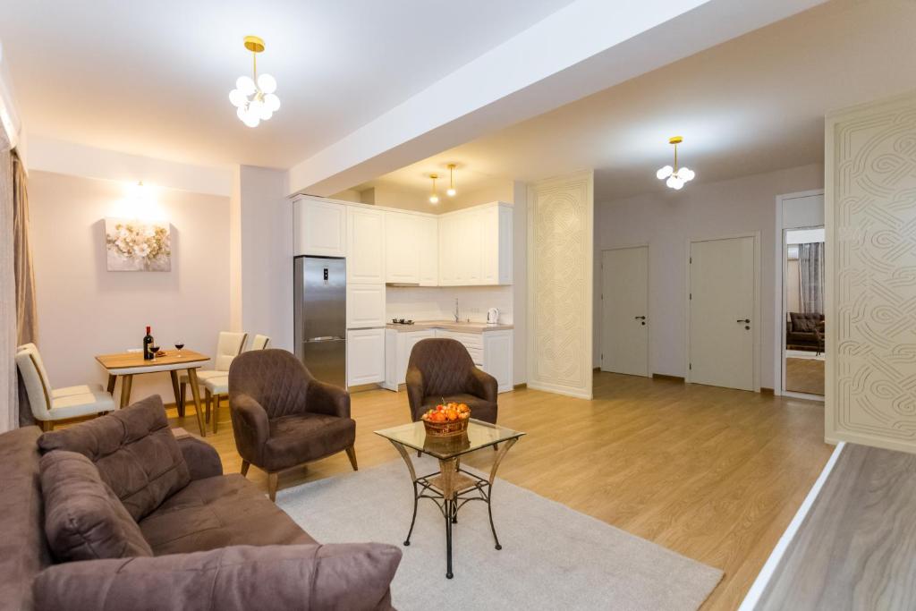 هتل سنترال کامفورت پلیس ال - Central Comfort Place l