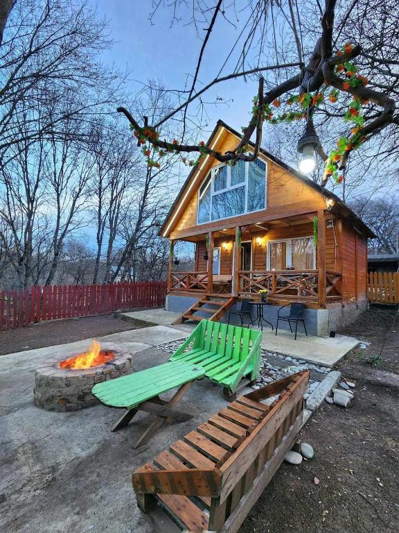 هتل ودن هاوس کپی تی - Wooden House Kopiti