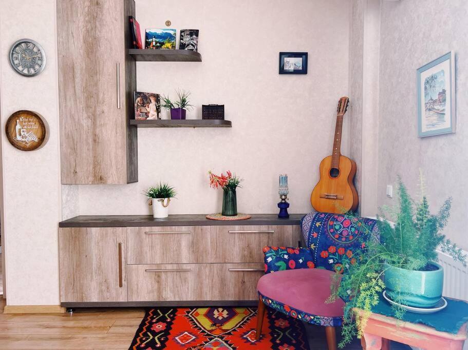 هتل کوزی آپارتمنت ویت ان پانورامیک ویو آو د سی تی - Cozy apartment with an panoramic view of the city