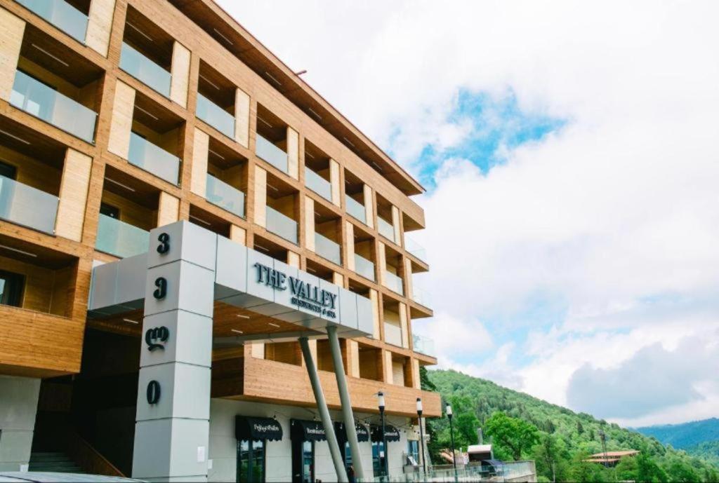 هتل ده والی رزی دنس اند اسپا سوئیت ۲۲۳ The Valley Residence & Spa SUITE 223